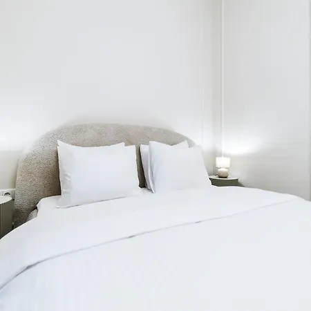 Spacious 2 Bedroom Apartment, * リガ